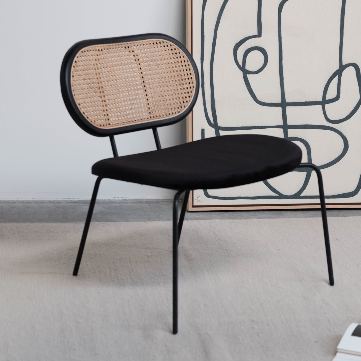 60er Jahre Retro Relaxsessel - Rattan & Schwarzholz - Schwarzer Samt